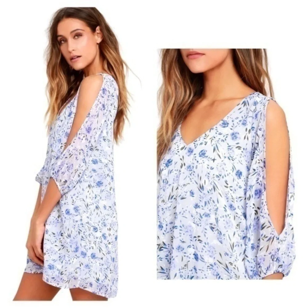 Lulu’s Shifting Dears Light Blue Floral Print Dress